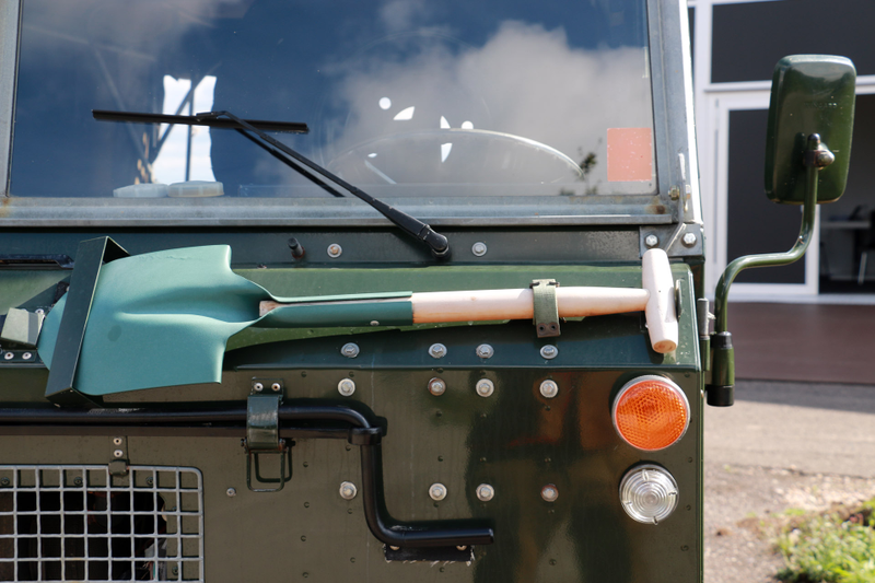 Illustration for article titled What It's Like Driving This Military-Only Forward Control Land Rover 101